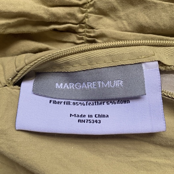 2 MargaretMuir Decorative Pillowcases for Large 25” pillows- light green-square - Picture 3 of 14